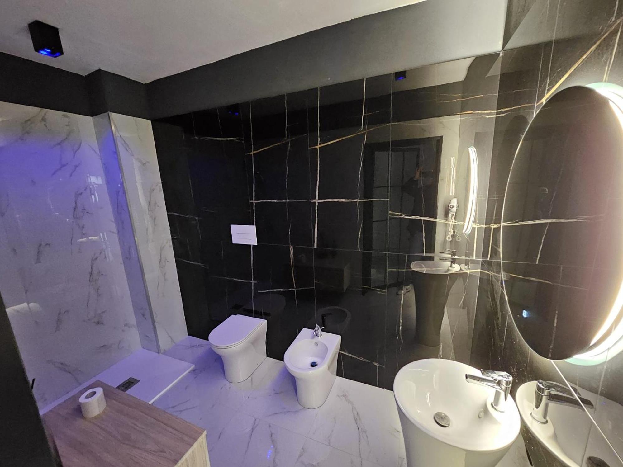 Suite 43 泰拉西尼 外观 照片